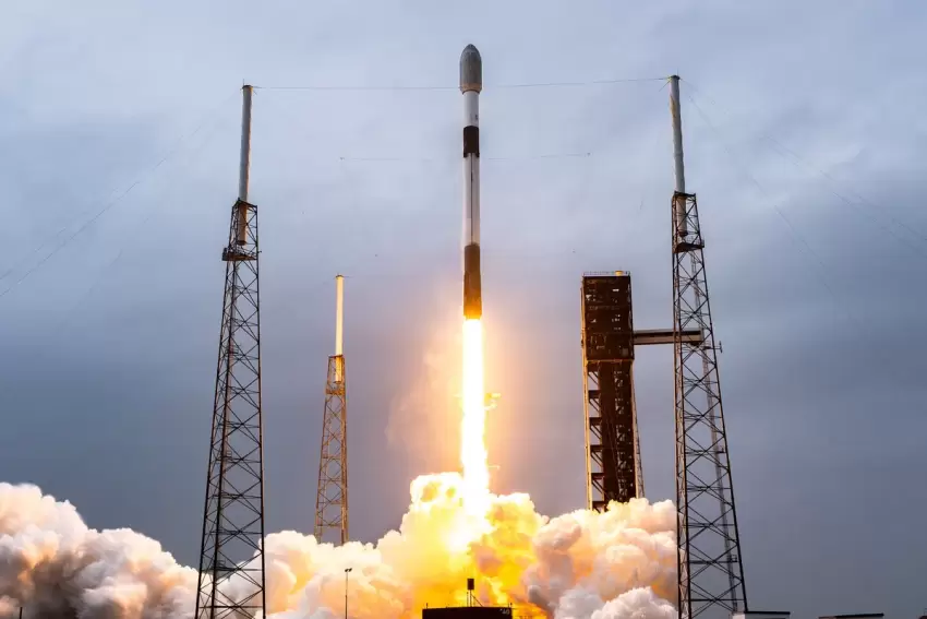 "SpaceX" “Starlink” üçün daha 29 peyk buraxıb