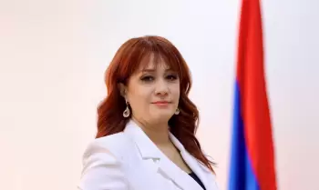 Paşinyanın mətbuat katibi vəzifəsindən gedib