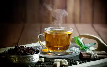 İsti çay içməyin orqanizmə təsiri: faydaları və diqqət edilməli məqamlar