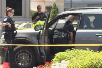 Kapitoliya binası yaxınlığında silahlı şəxs saxlanılıb - CNN