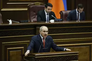Paşinyan Rusiyadakı tədbirə dəvət edildi, sonra adı qonaqların siyahısından silindi