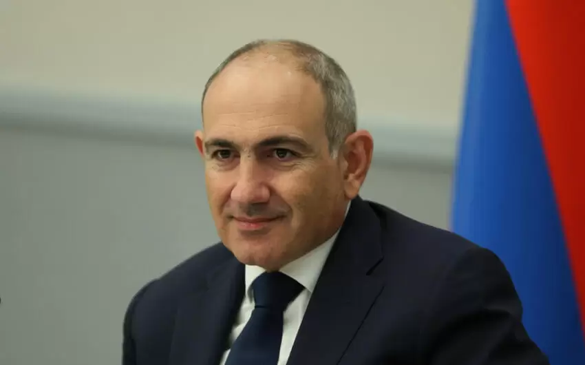 Paşinyan: "Alternativ formalaşana qədər həm Aİ, həm də Aİİ bizə eyni dərəcədə lazımdır"
