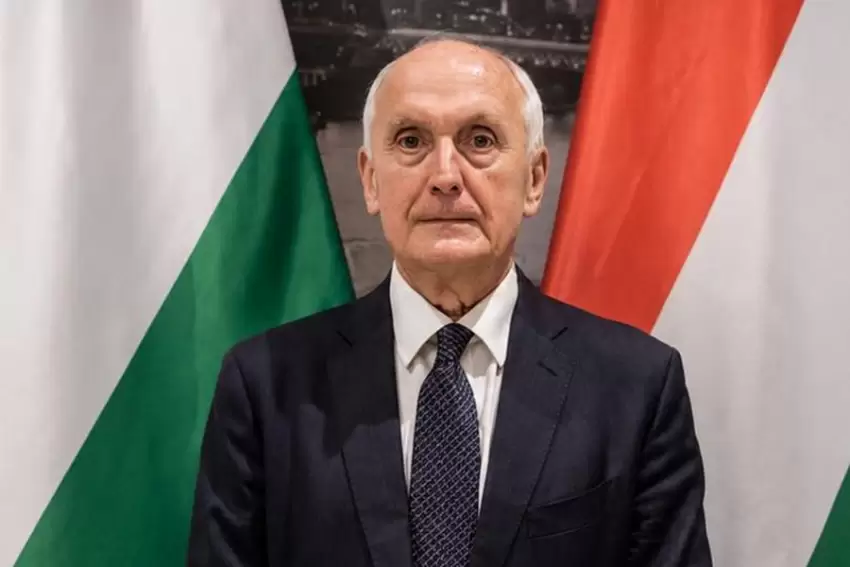 Macarıstan parlamenti Andraş Bakayı ölkə prezidenti seçib