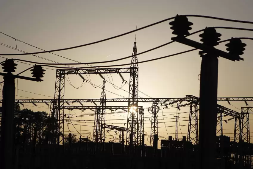 Azərbaycan, Gürcüstan, Türkiyə və Bolqarıstan arasında elektrik enerjisinin tranzit dəhlizi ilə bağlı danışıqlar aparılır