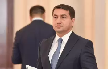 Hikmət Hacıyev: "Ermənistan Konstitusiyasından ərazi iddialarının çıxarılması sülh sazişinin imzalanmasına maneələri aradan qaldıracaq"