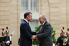 Paşinyan Parisdə Makronla görüşüb