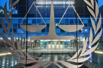 Tramp Haaqa Beynəlxalq Cinayət Məhkəməsinin fəaliyyətini sanksiyalarla iflic etməyə hazırlaşır – WSJ
