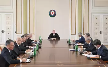 Prezident İlham Əliyevin sədrliyi ilə dağ-mədən və metallurgiya sənayesinin inkişafına dair Dövlət Proqramına həsr olunmuş müşavirə keçirilib YENİLƏNƏCƏK