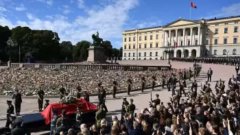 Norveç Kralı V Haraldla vida mərasimində dünya liderləri iştirak edib