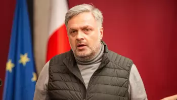 Gürcüstanda keçmiş dövlət naziri Baramidze saxlanılıb