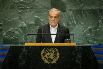 İran prezidenti BMT-də ABŞ və İsraili iranlı uşaqların ölümündə ittiham etdi – ABŞ nümayəndəsi zalı tərk etdi