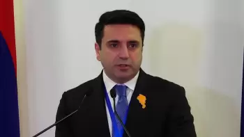 Alen Simonyan: "Proses dayanmayıb, yaxın gələcəkdə Türkiyə ilə sərhədi açacağıq"