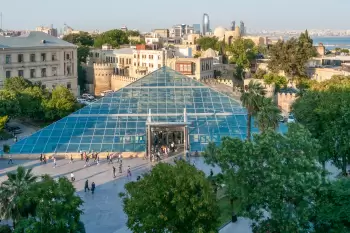 Bakı metrosunda qatarda nasazlıq yaranıb