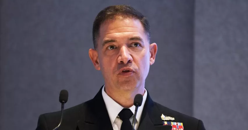 CENTCOM rəhbəri: "İranın hərbi dəniz qüvvələri Hörmüz boğazında artıq patrul etmir"