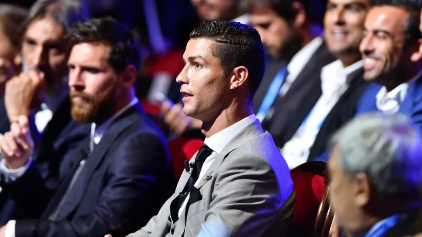 Ronaldu "Bütün zamanların Ballon d'Or"u" səsverməsində Messini üstələyib