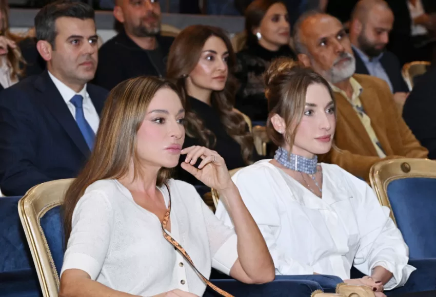Mehriban Əliyeva Çexovun "Qağayı" tamaşasının təqdimatında iştirak edib