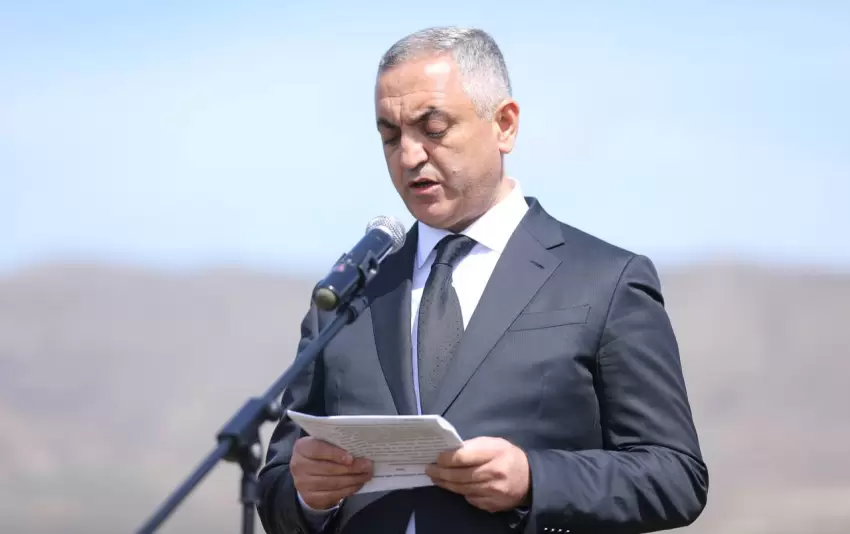 Prezident Elçin Yusubovu vəzifəsindən azad etdi