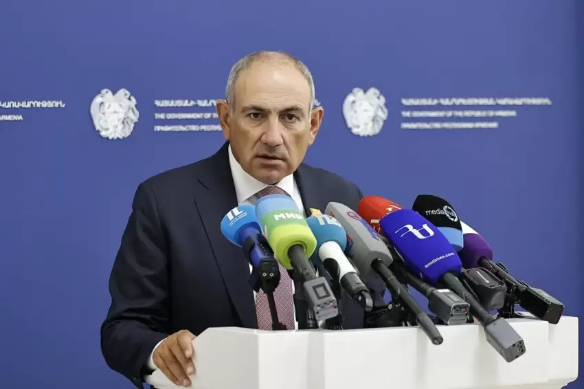 Paşinyan: "Azərbaycanla sülh sazişi 2027-2028-ci illərdə imzalana bilər"