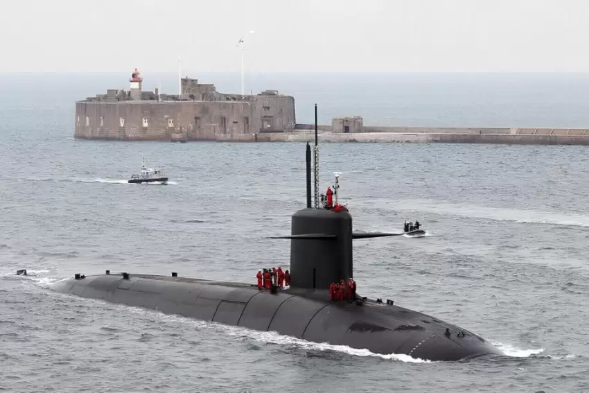 Fransa "M51.3" strateji ballistik raketini sınaqdan keçirib
