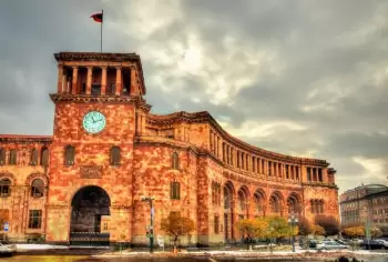 Paşinyanın Protokol Xidmətinə rəhbər axtarırlar