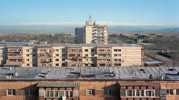 Ermənistan radiasiya təklükəsi olan ərazidə yaşayış kompleksinin tikintisinə başlayıb