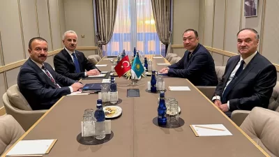 Uraloğlu Qazaxıstanlı nazirlərlə görüşüb, Orta Dəhliz imkanlarını vurğulayıb